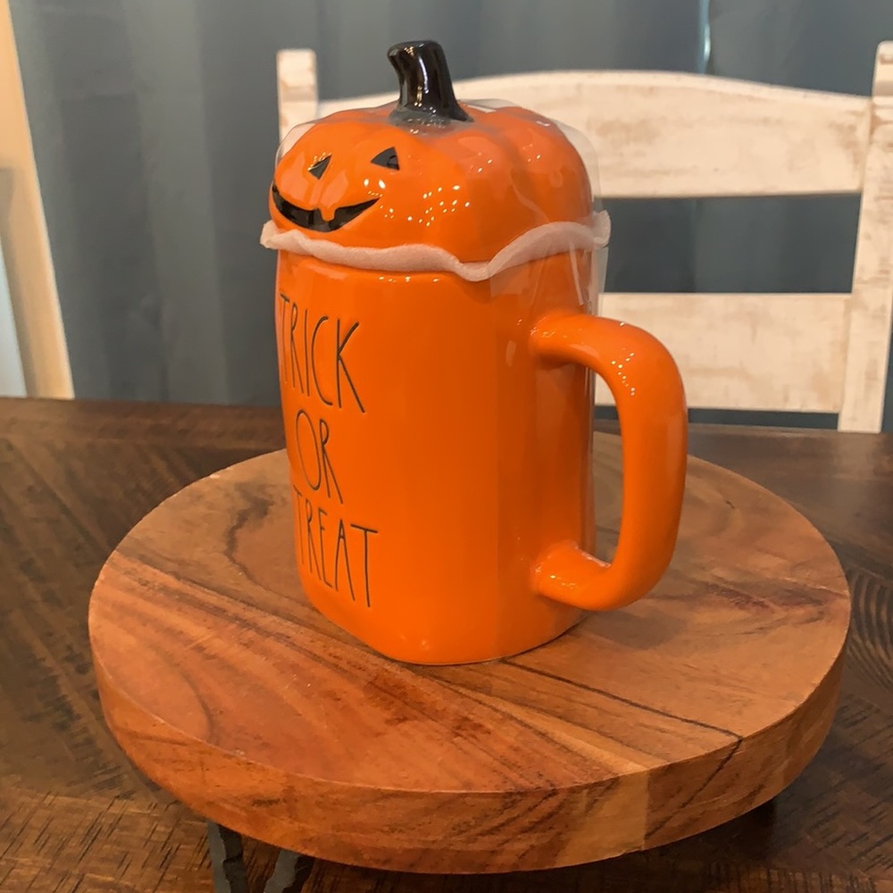 Trick or treat topper mug - Picture 3 of 4